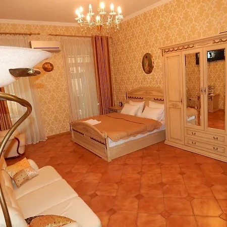 On Vorontsovskiy Lane 6 Apartment