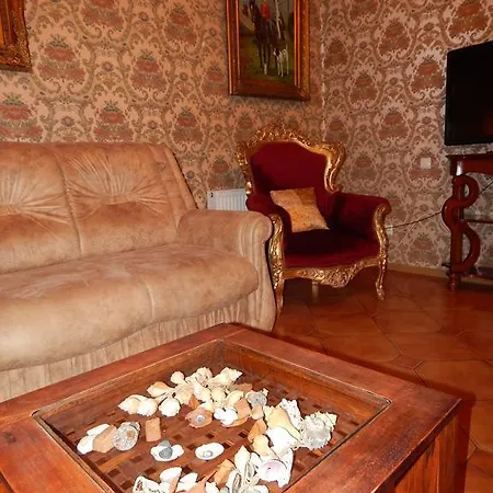 On Vorontsovskiy Lane 6 * Odessa
